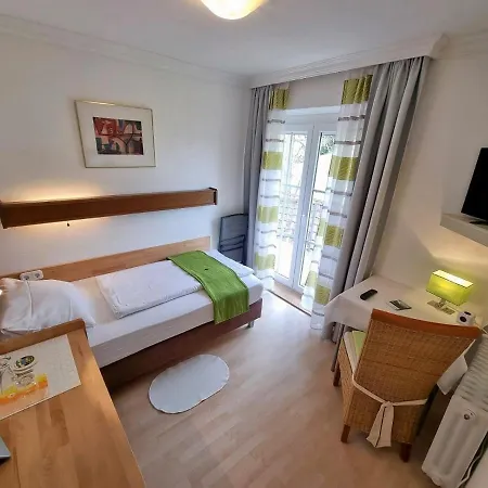 Parkhotel Inklusive Chiemgaukarte Casa de hóspedes Ruhpolding