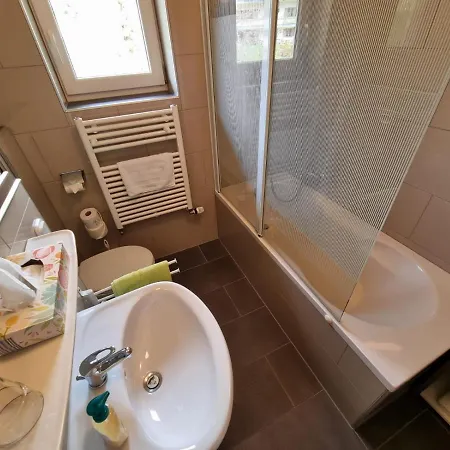 Parkhotel Inklusive Chiemgaukarte ゲストハウス ルーポルディング