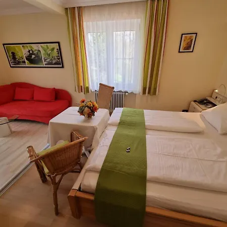 Parkhotel Inklusive Chiemgaukarte Guest house Ruhpolding