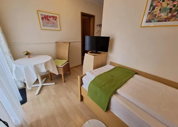 ゲストハウス Parkhotel Inklusive Chiemgaukarte